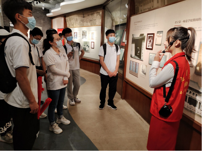 大学生红色传承活动实践报告：铁轨铸初心 青春筑梦行 ——陕西